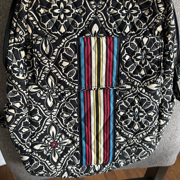 Vera Bradley Retired, Barcelona backpack - Picture 2 of 11